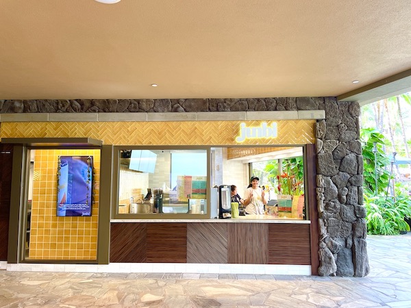 ロイヤル・ハワイアンに新しくオープンした抹茶ドリンク専門店「Junbi」の外観