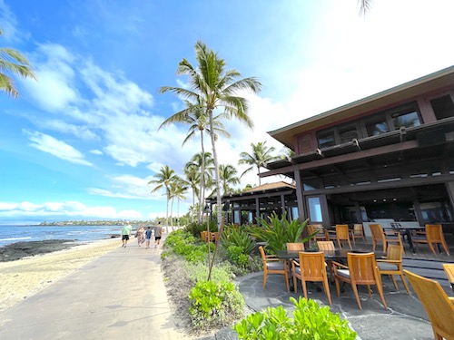 ハワイ島コナのフォーシーズン「フアラライ」のレストラン「ウル・オーシャン・グリル」