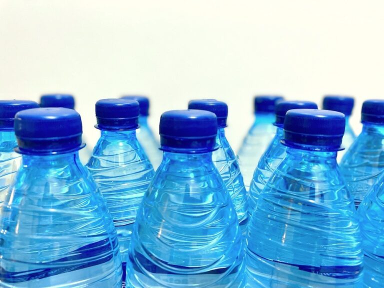 ハワイ州 ペットボトルの禁止法案が前進、早ければ2024年には禁止に