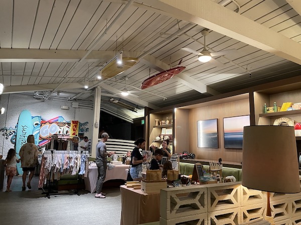 サーフジャックで開催してるナイトマーケットのお店