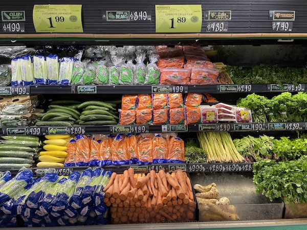 ハワイのスーパー「タイムズ」で売っている野菜