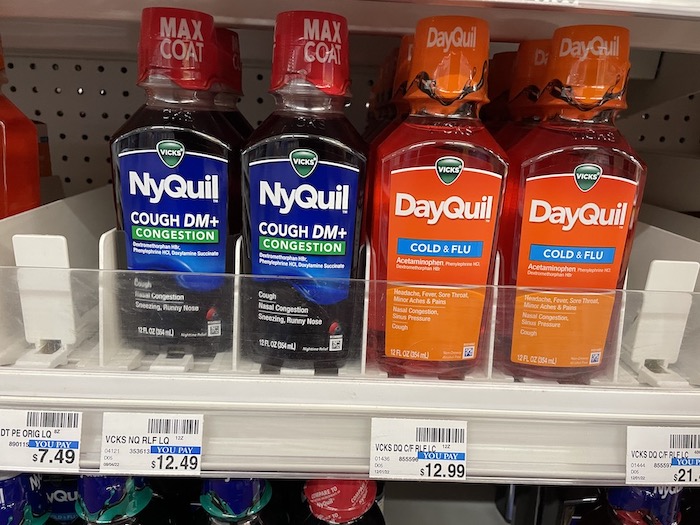 デイ・クィル（DayQuil）とナイ・クィル（Ny Quil）というアメリカの風邪薬