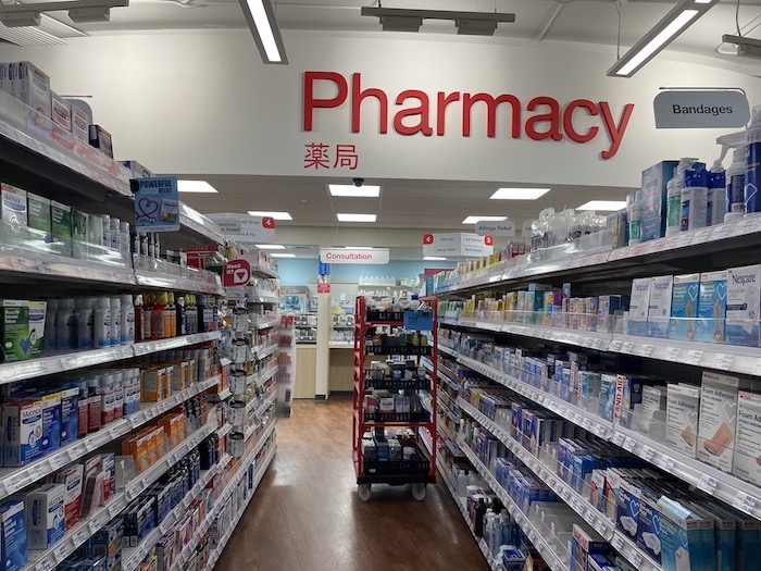 風邪薬を買うことができるアメリカ、ハワイの薬局とスーパー