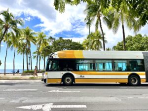 ハワイのザ・バス公式アプリ「DaBus2」終了へ—今後はTransitアプリへ移行